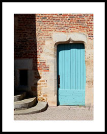 Cliquez pour agrandir Linteau de porte en pierre taillée du château de Gacé